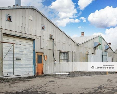 Preview of Industrial space for Rent at 965 West Main St