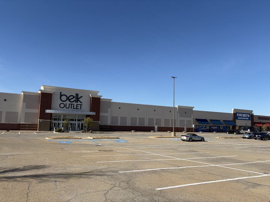 Lakeview Pointe Shopping Center