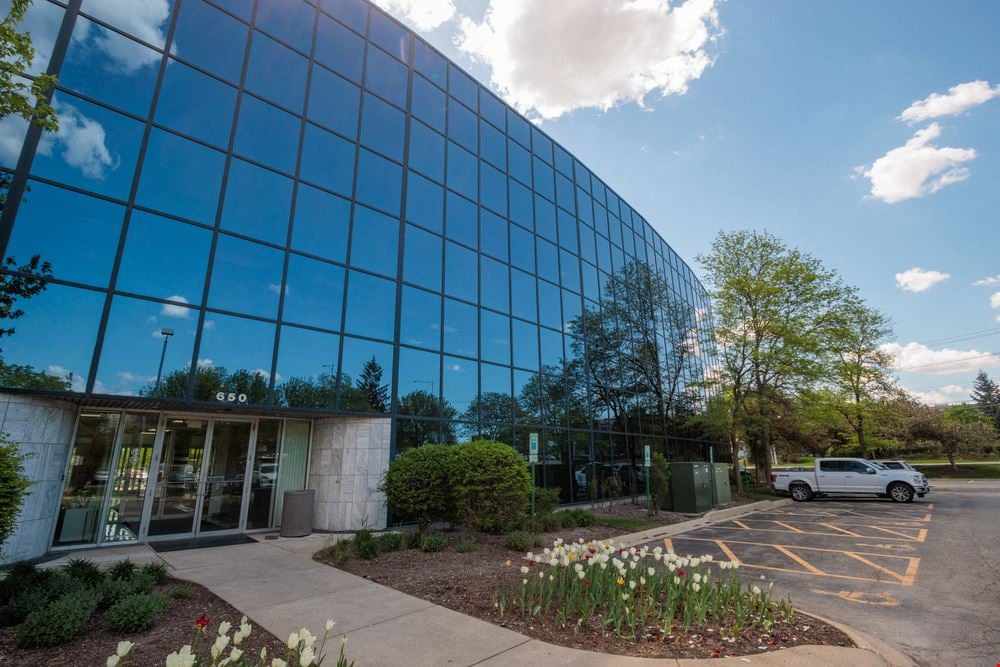 Lakewoods Corporate Center I