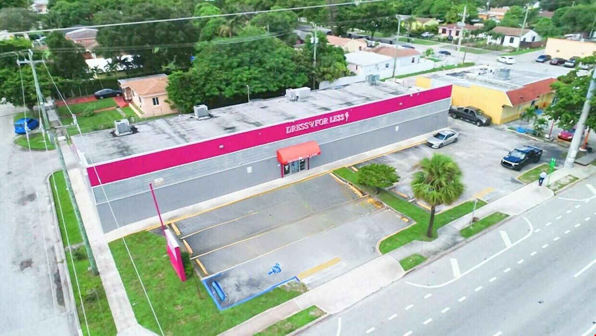 Retail Building in North Miami