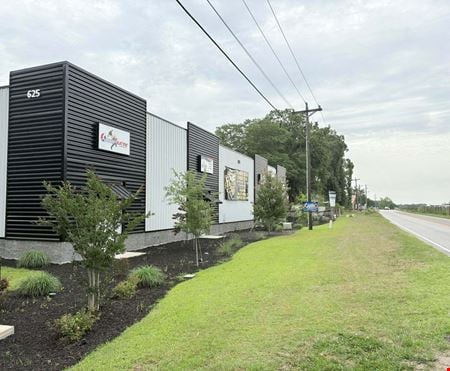 Preview of Industrial space for Rent at 625 Treeland Dr
