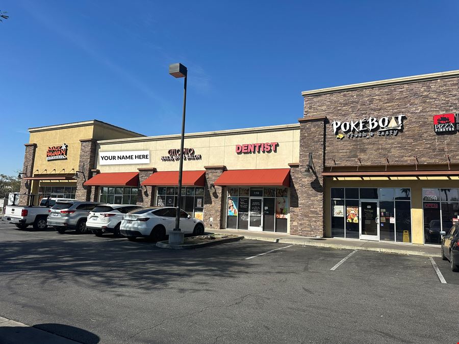 The Marketplace on Grove