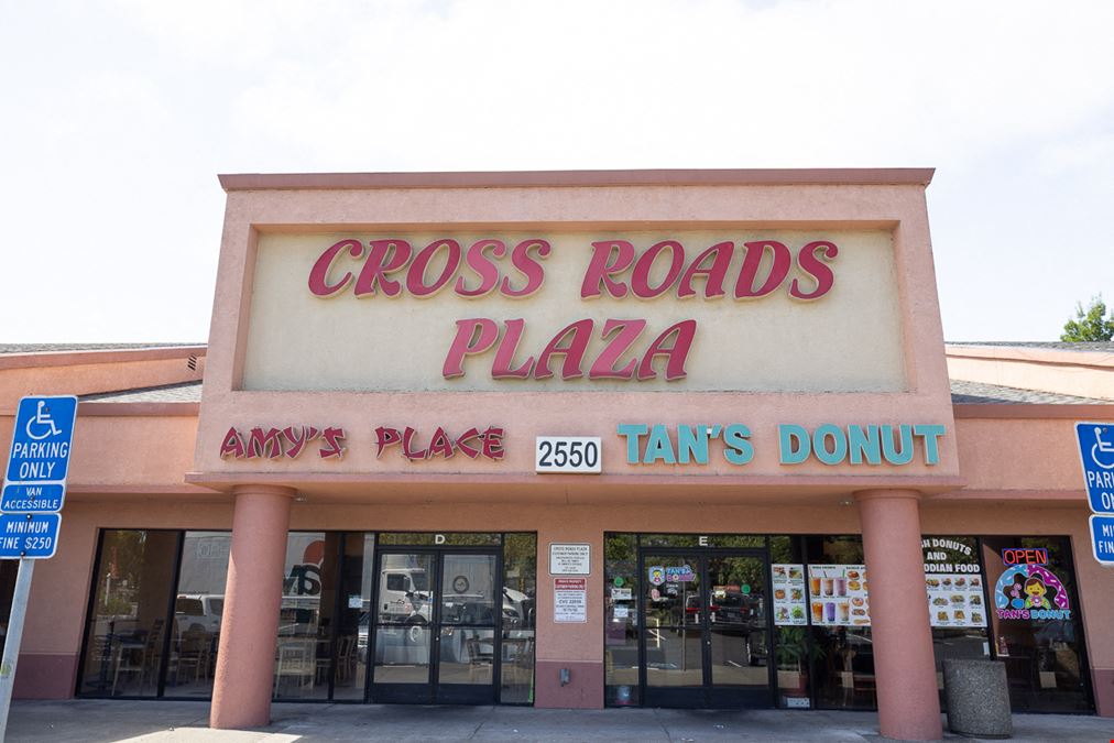 Cross Roads Plaza