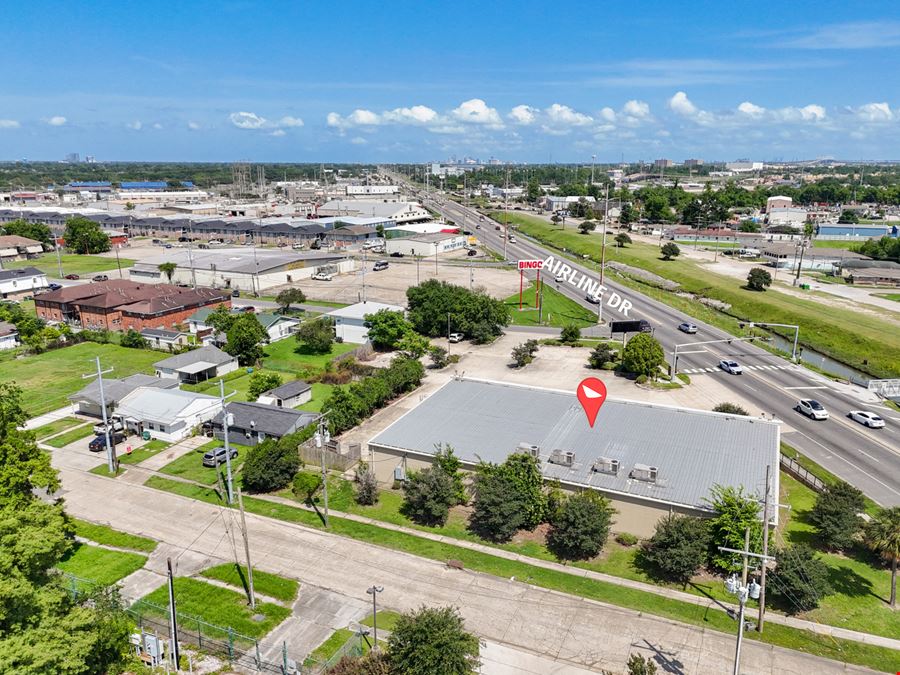 ±9,180 SF Freestanding Retail Space Fronting Airline Dr
