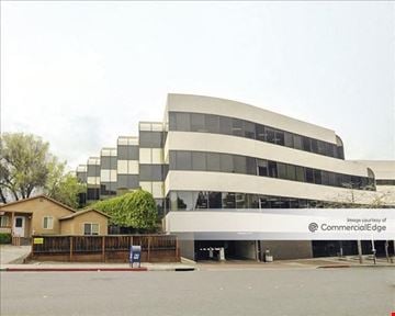 Riviera Plaza