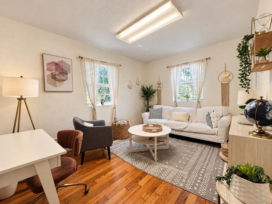 2906 Douglas Ave Office Suite