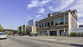 216 W Chicago