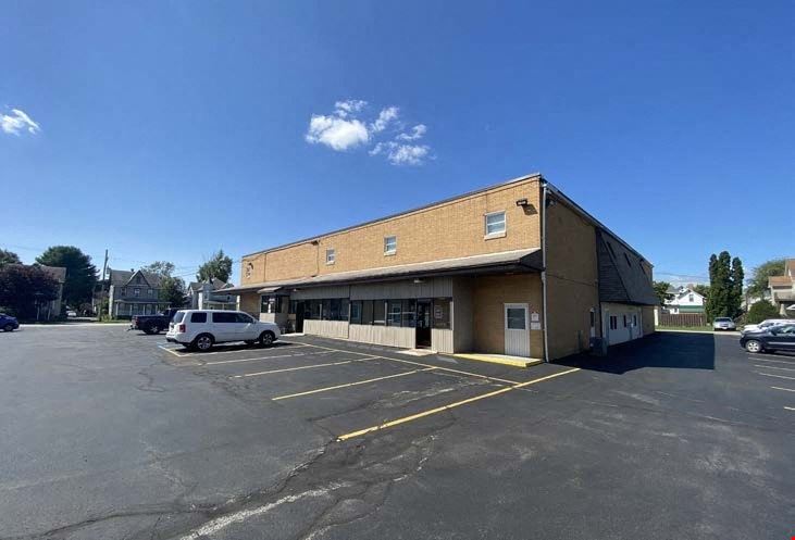 652 South Center Avenue
