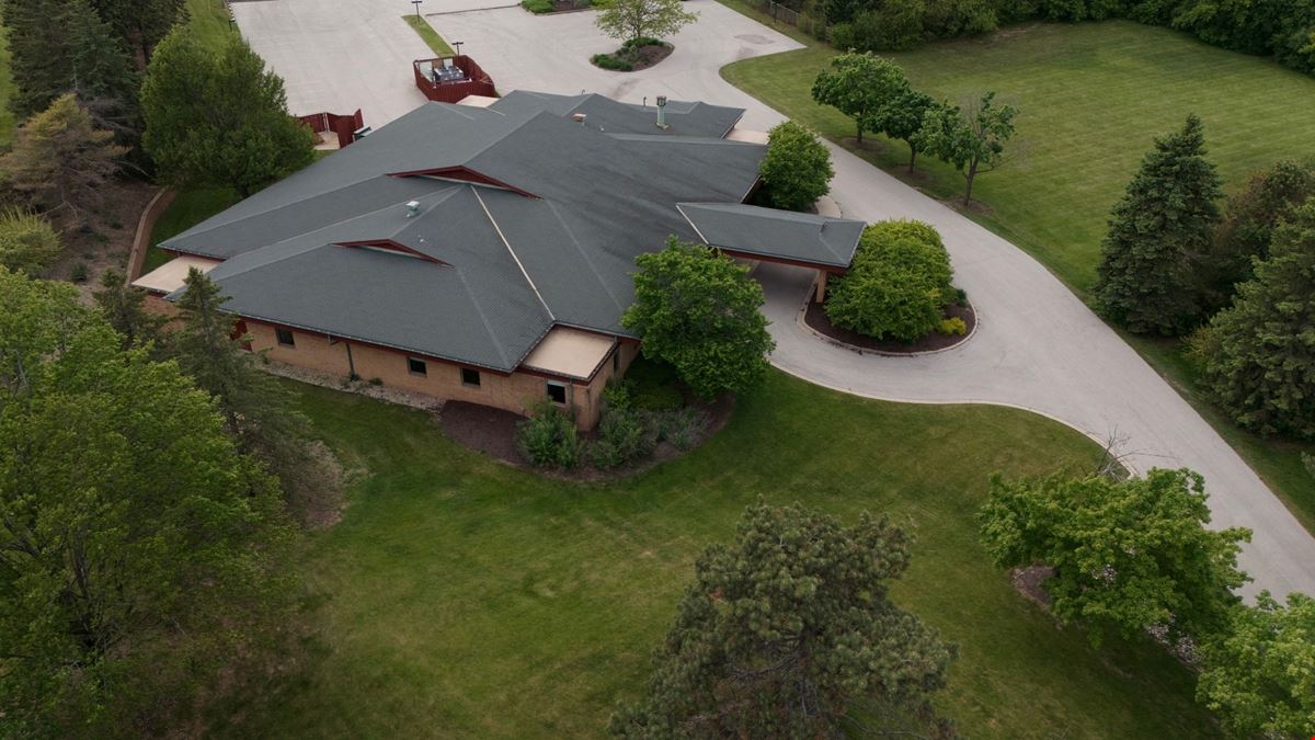 7007 N Range Line Rd