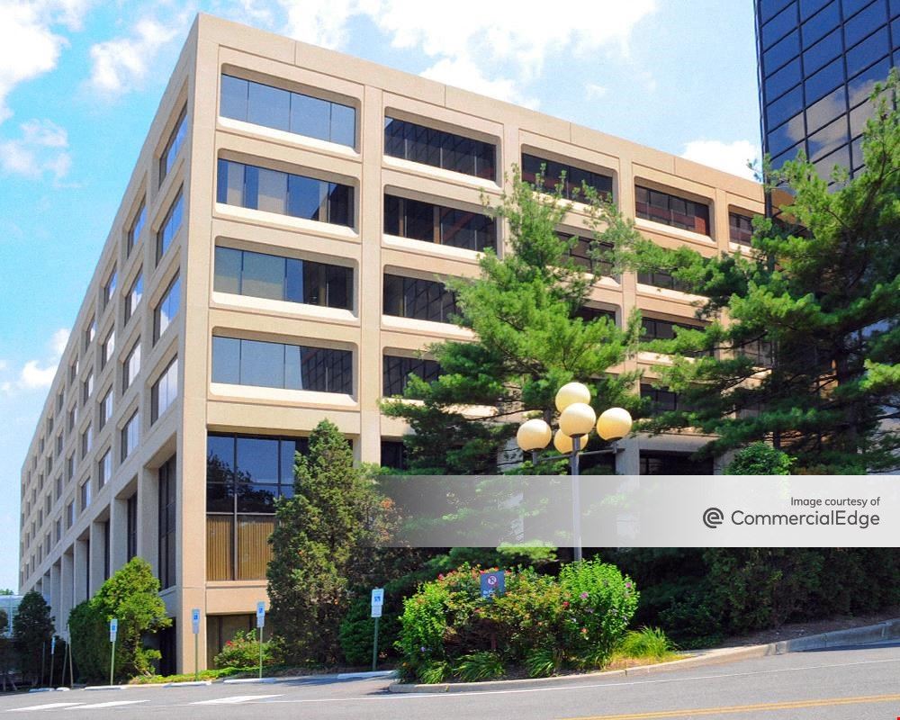 Park 80 West Plaza One