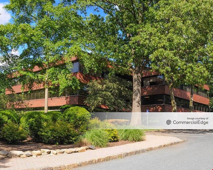 320 Boston Post Road