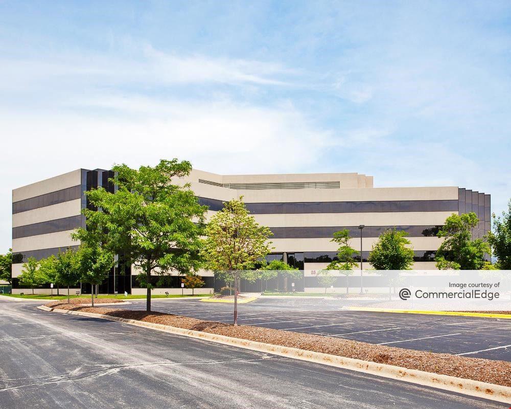 Tri-State International Office Center - 25 Tri-State International