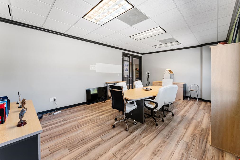 6319 Cypresswood