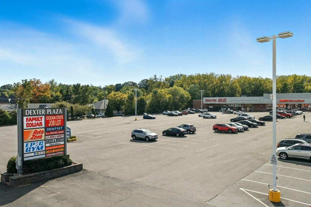 Dexter Plaza