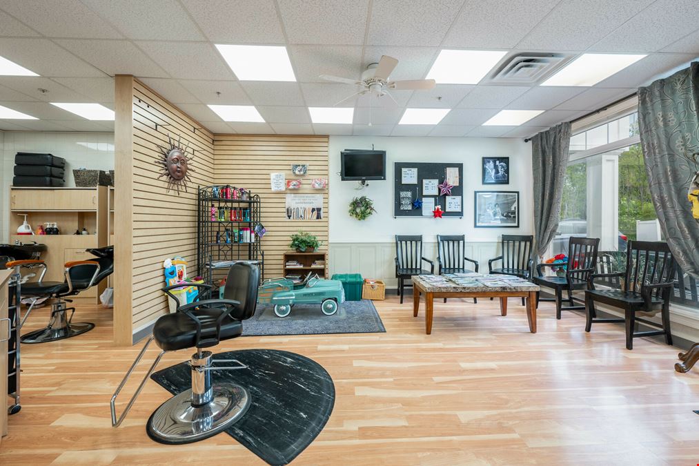 Salon Space
