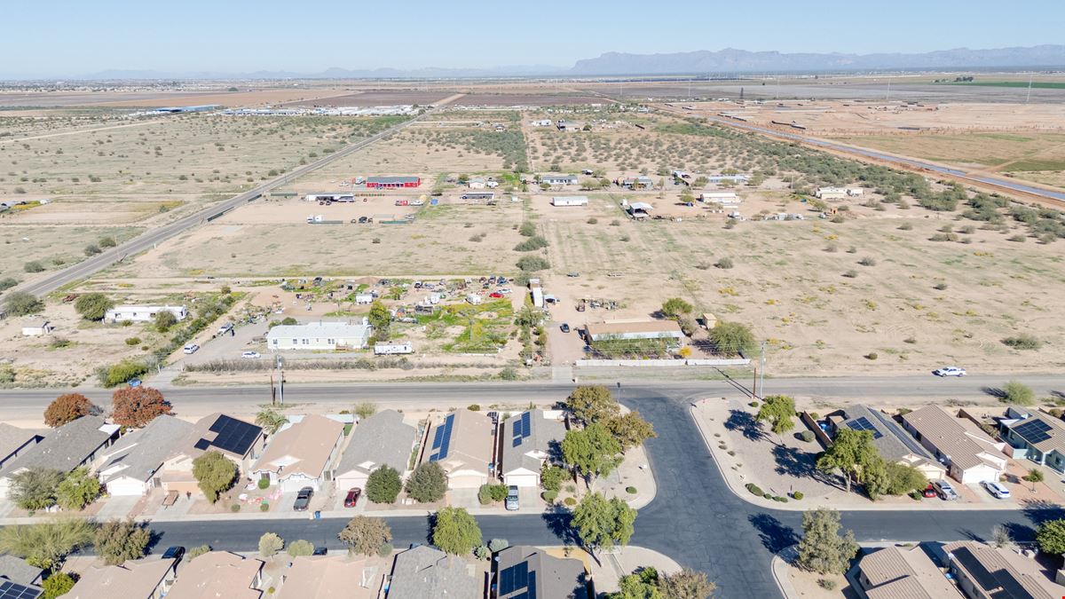 ONLY COMMERCIAL LOT AT THE HEART OF NEW DEVELOPMENT SURGE