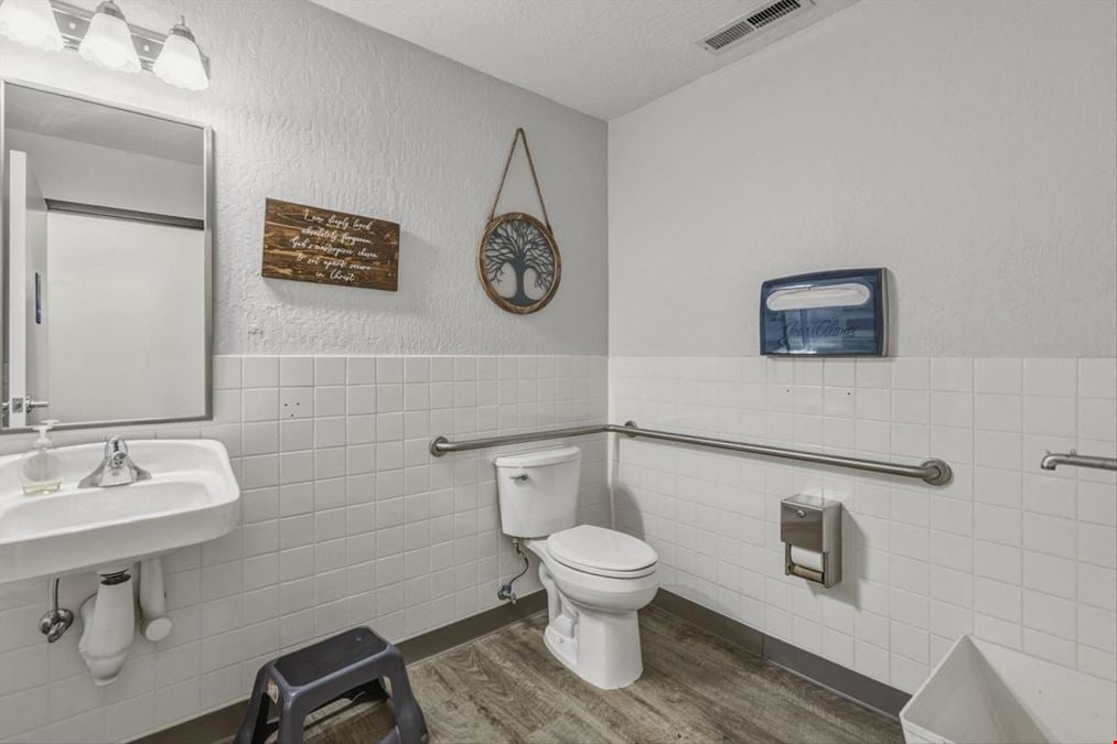 460 W Main St Fernley NV 89408