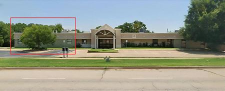 Preview of commercial space at 440 S Coltrane Rd