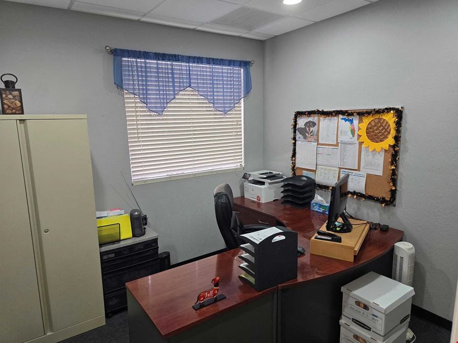 7800 sq foot Industrial Warehouse