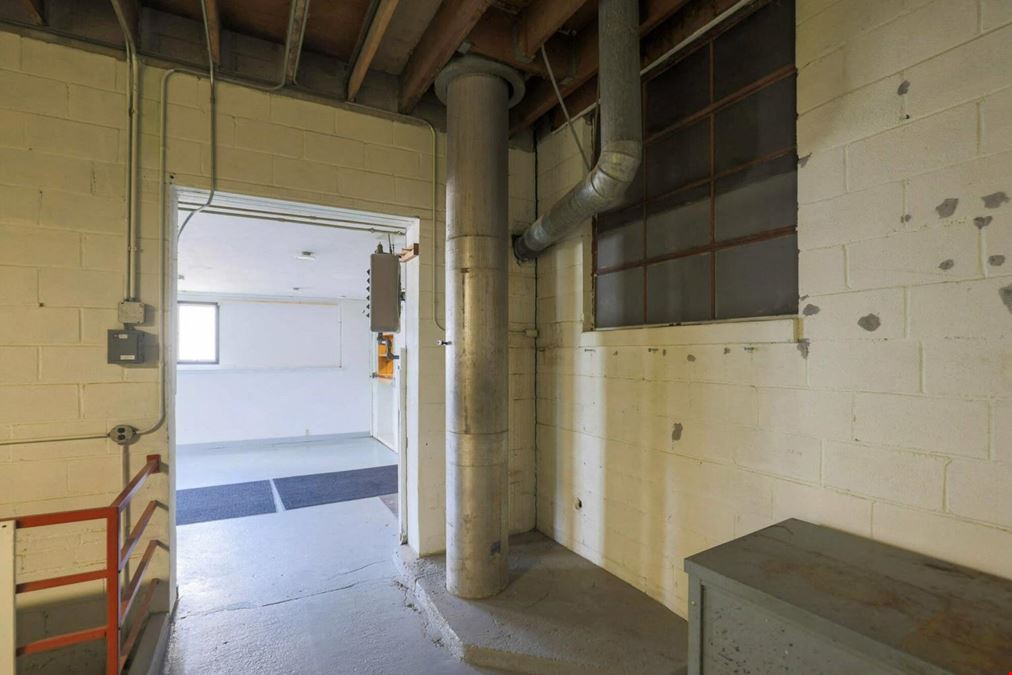 Office-Warehouse-Flex Space For Lease (Outdoor Storage)