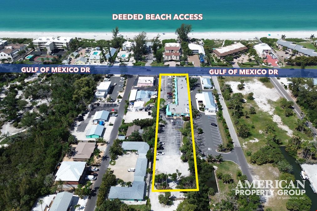 Paradise Isle Plaza on Longboat Key