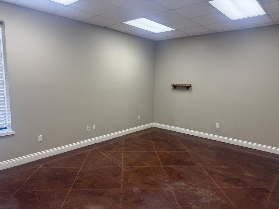 Office/Warehouse for Lease