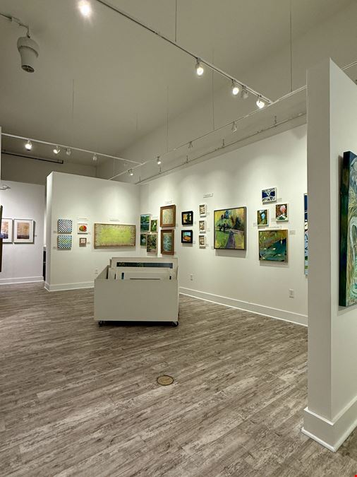 22 Campbell Ave Retail Space
