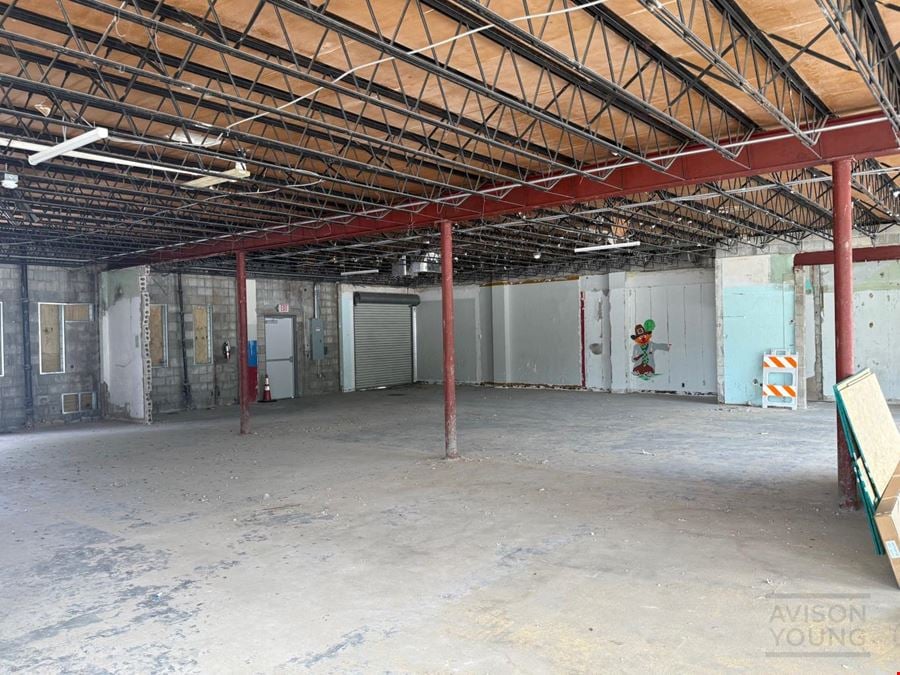 1814 Edgewater Drive