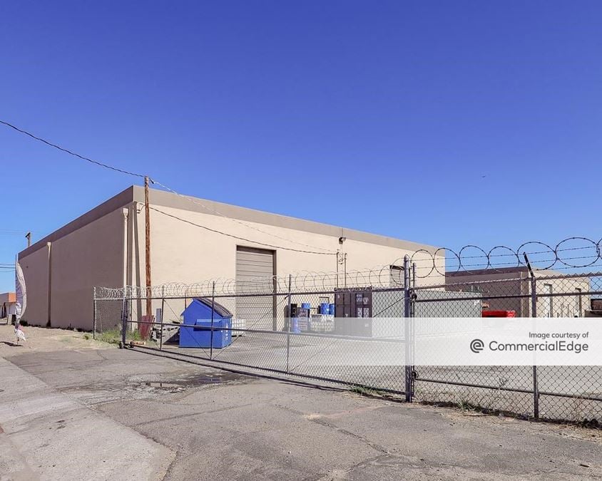 3550 W Clarendon Avenue