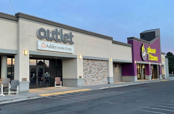 Preview of Retail space for Rent at 200-260 S. Woodruff Avenue