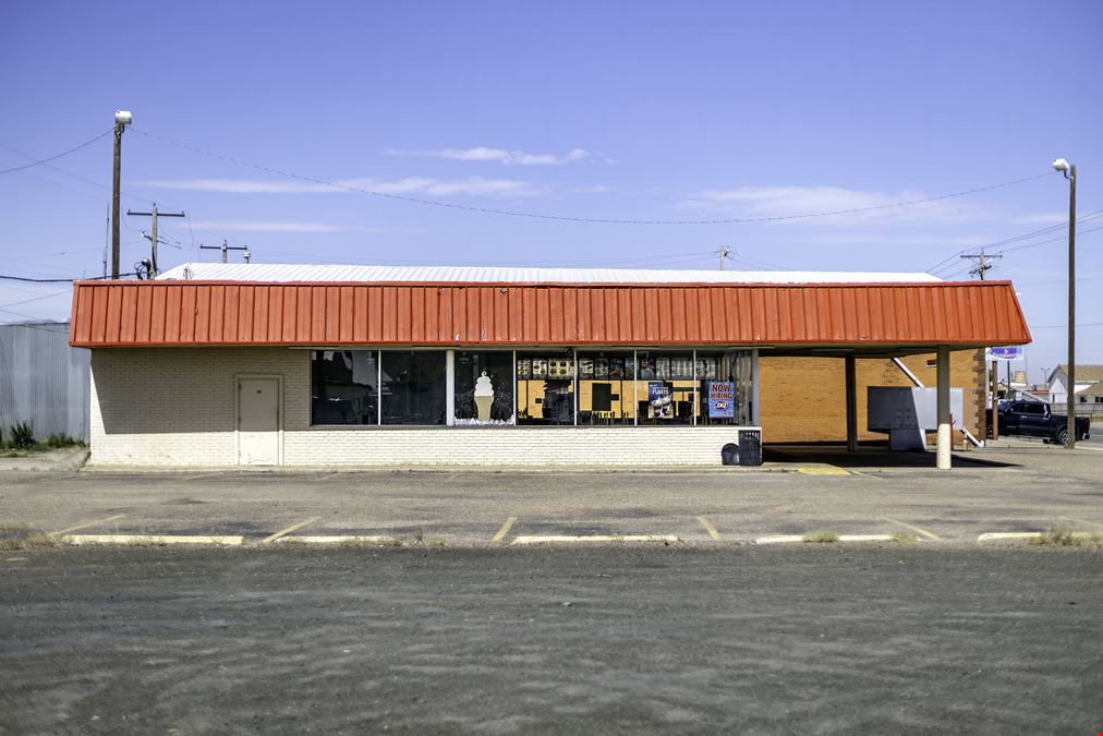 Freestanding Drive-Thru Restaurant Building in Olton, TX