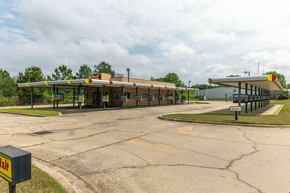 Former Sonic (Vacant)