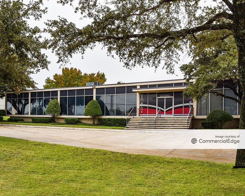 2205-2215 E. Pioneer Dr.