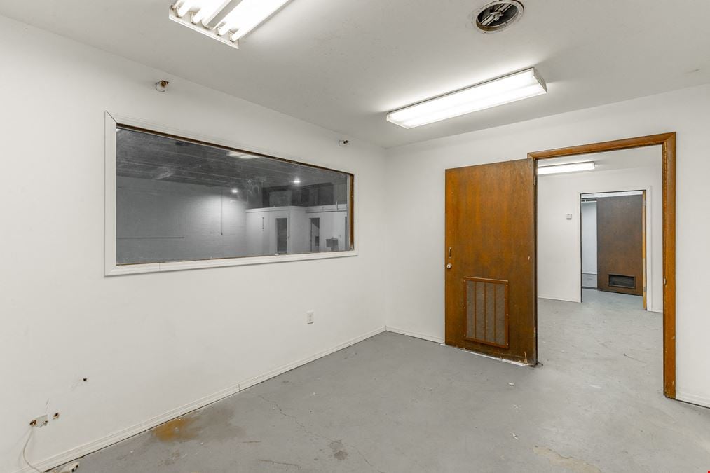 3707 Calhoun Ave