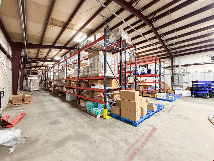 NN-Leased ±12,500 SF Office / Warehouse