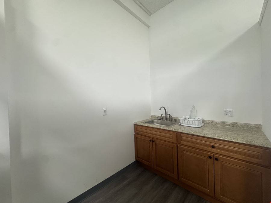 212-47 Jamaica Avenue