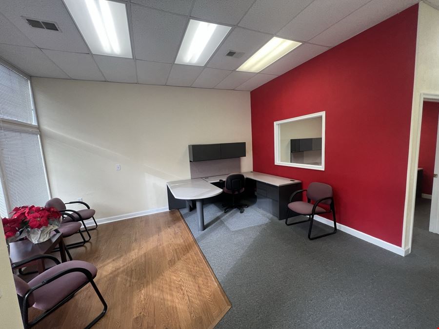 1,250± SF First Floor Office Suite