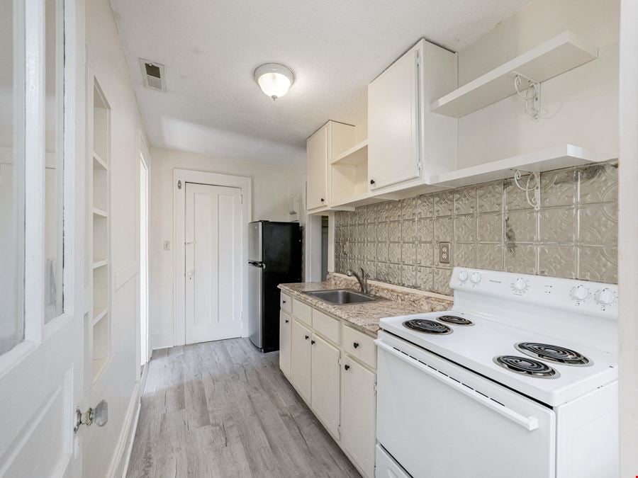 891 Haywood Road