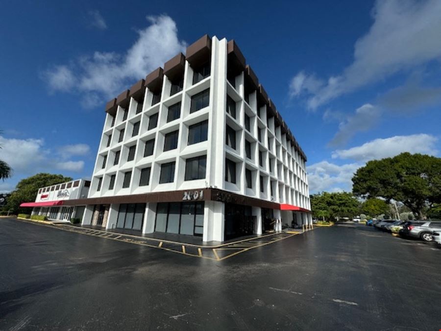 389 SF Suite 405 Professional and Medical Office Space