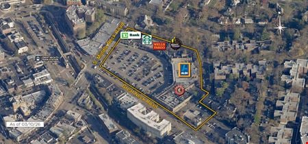 Preview of Retail space for Rent at 38 Great Neck Rd