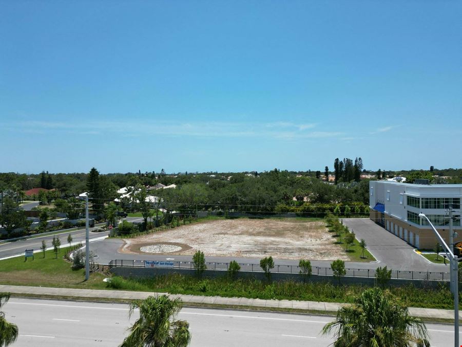 831 North Tamiami Trail