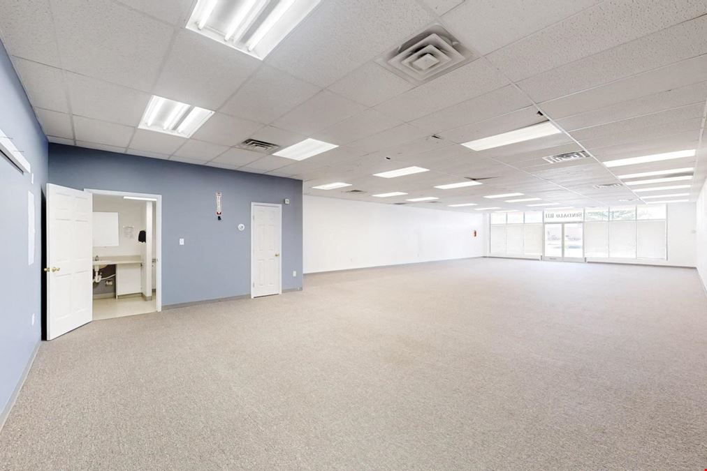 Below Market Retail Space for Lease!
