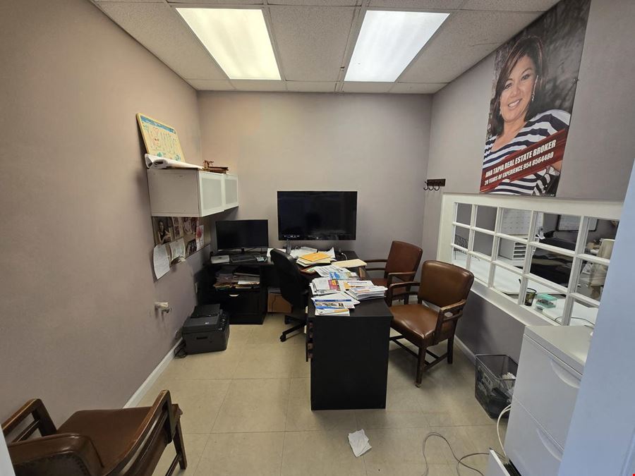 Office condo available in Margate’s Plaza Las