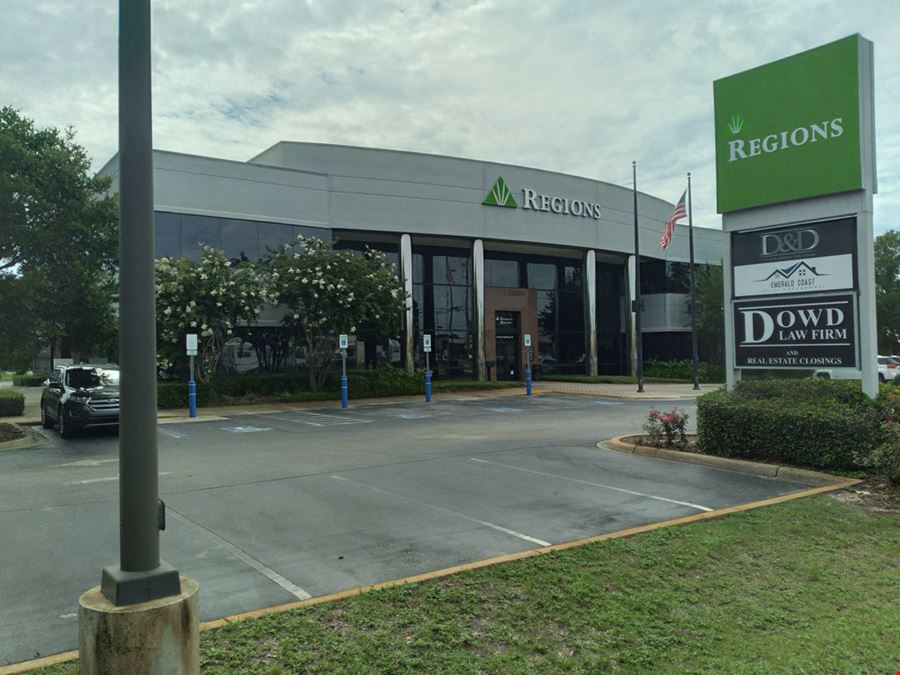 Regions Bank Office Space