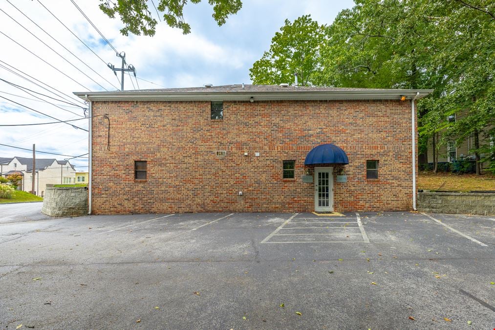 300 Forest Ave