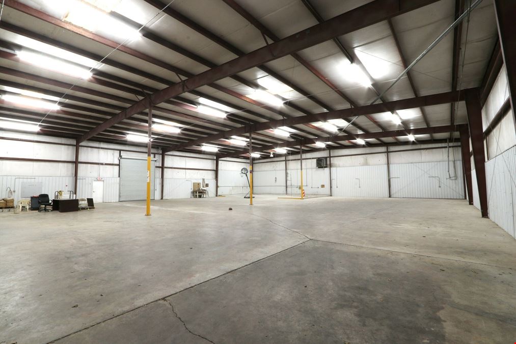 121 Holt Indutrial Circle
