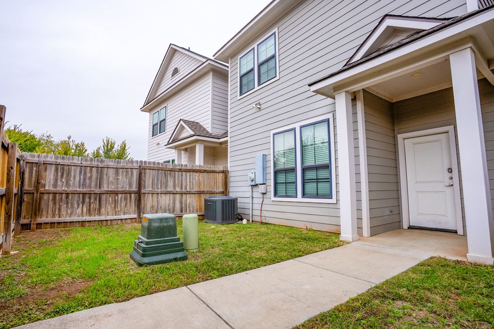 Redmond Row Townhomes