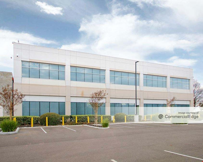 District | 237 - 400 Holger Way
