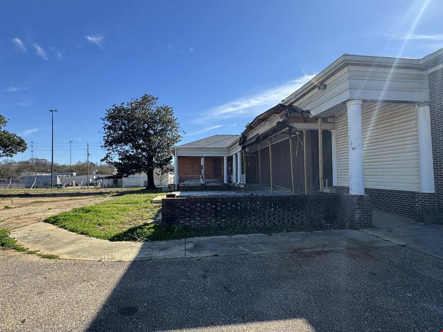 Historic Chappell House
