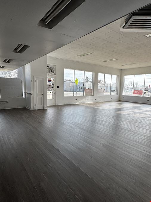 6,000 +/- SF Light Industrial Building on 0.241 +/- AC